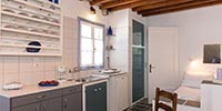 Studio for rent in Sifnos with kitchen